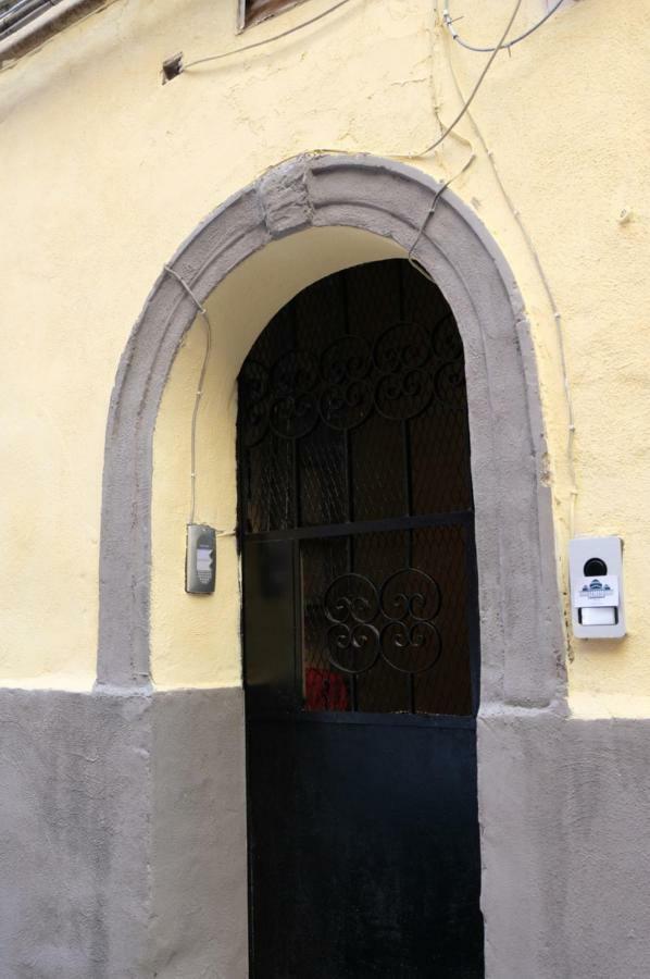 דירות Il Posto Fisso Napoli מראה חיצוני תמונה