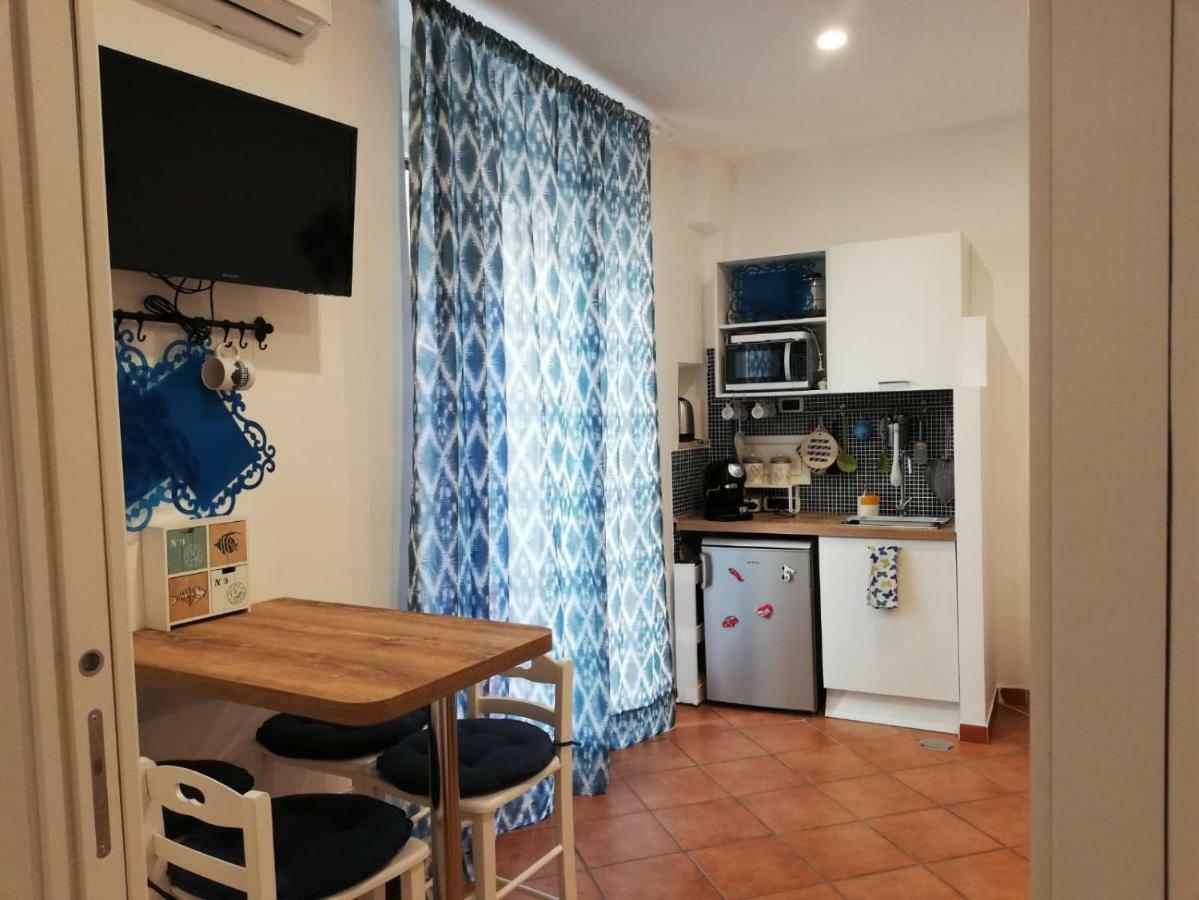 דירות Il Posto Fisso Napoli מראה חיצוני תמונה